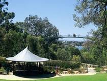 Der Kings Park and Botanic Garden in Perth © Bgpawikedit