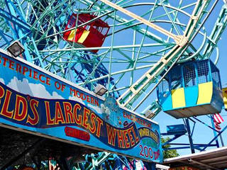 Deno's Wonder Wheel Amusement Park