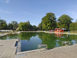 Schwimmbecken im Naturbad Maria Einsiedel © SWM/Denise-Krejci