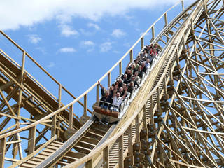 Mammut im Erlebnispark Tripsdrill © Mike