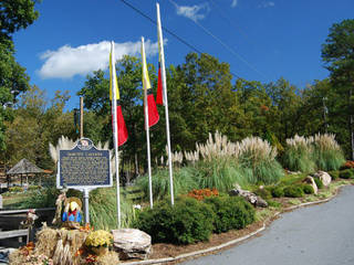 Desoto Caverns Family Fun Park